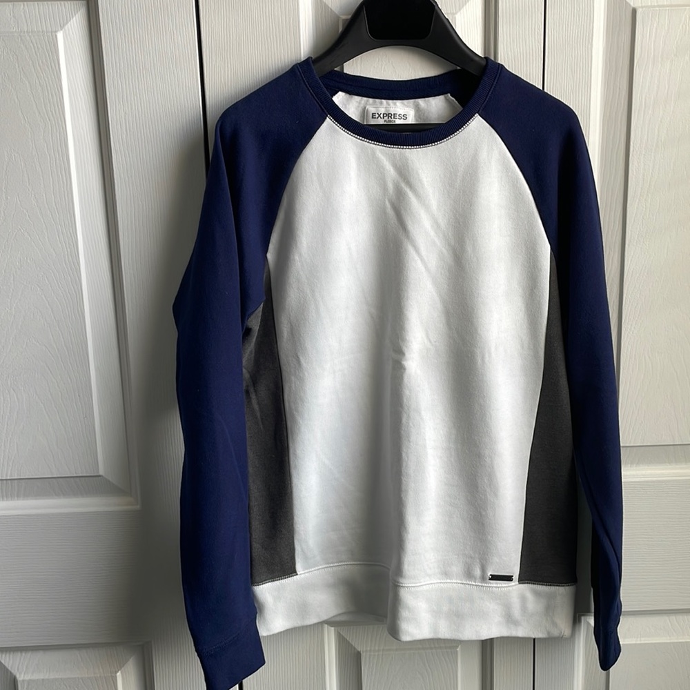 Express Fleece Pull Over